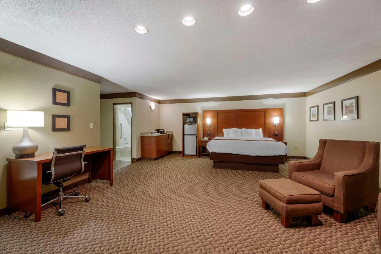 Comfort Inn Mount Vernon Downtown Exterior photo
