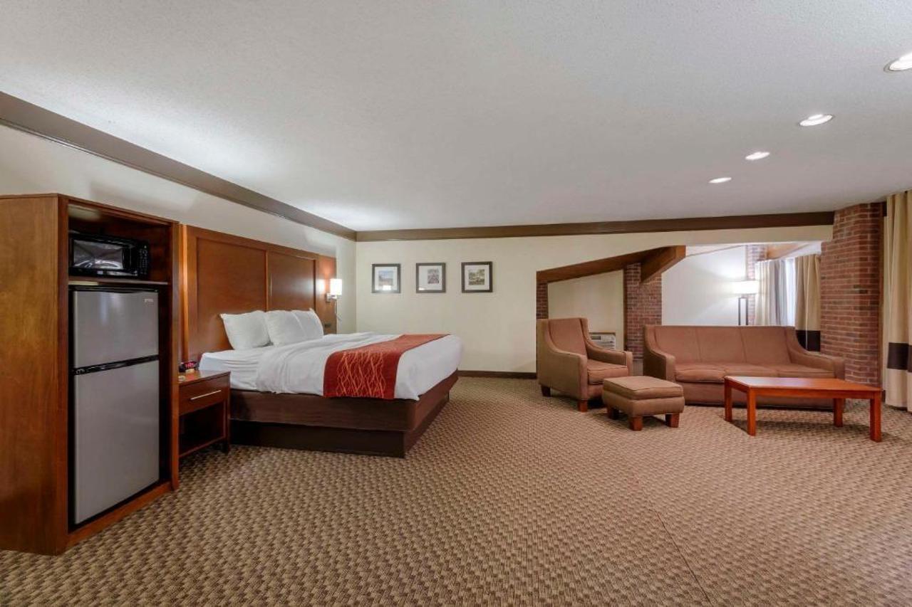 Comfort Inn Mount Vernon Downtown Exterior photo